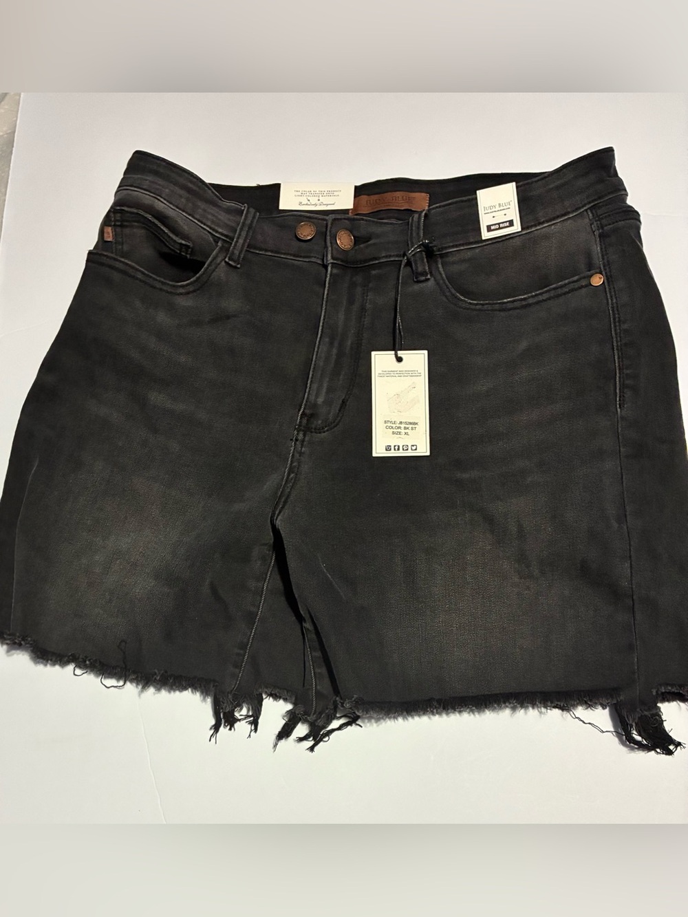 Judy Blue Dad Shorts – Black Denim – Mid Rise – XL – NWT